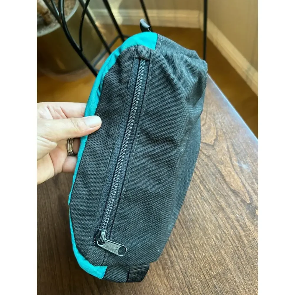 vintage REI toiletry bag two-tone teal and black nylon